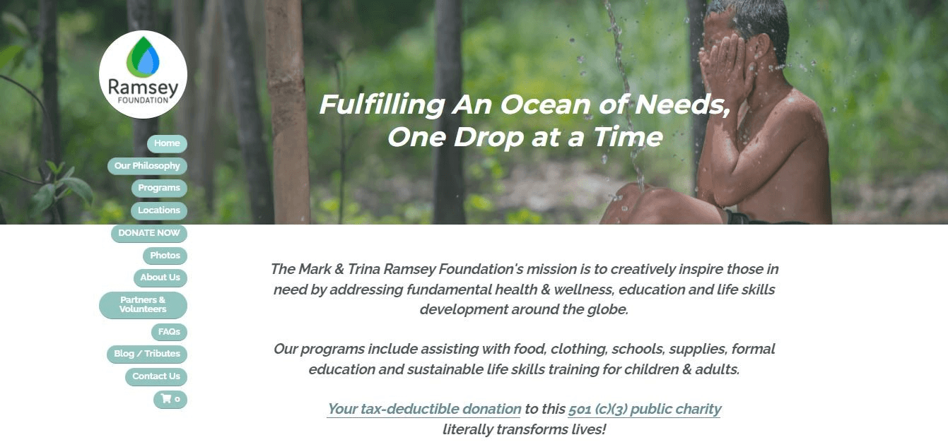 左側或者右側部分 左側或者右側部分